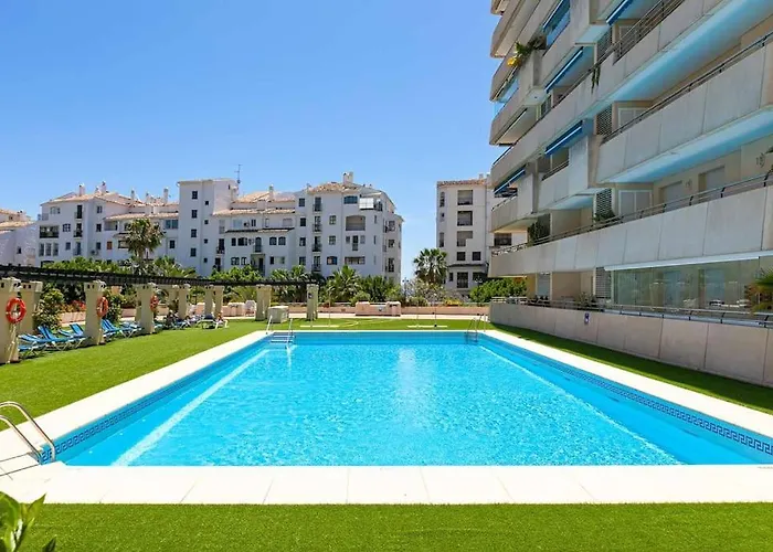 Apartament - Marina Banus, Puerto Banus, 2br Renovated, Pool & Parking Marbella